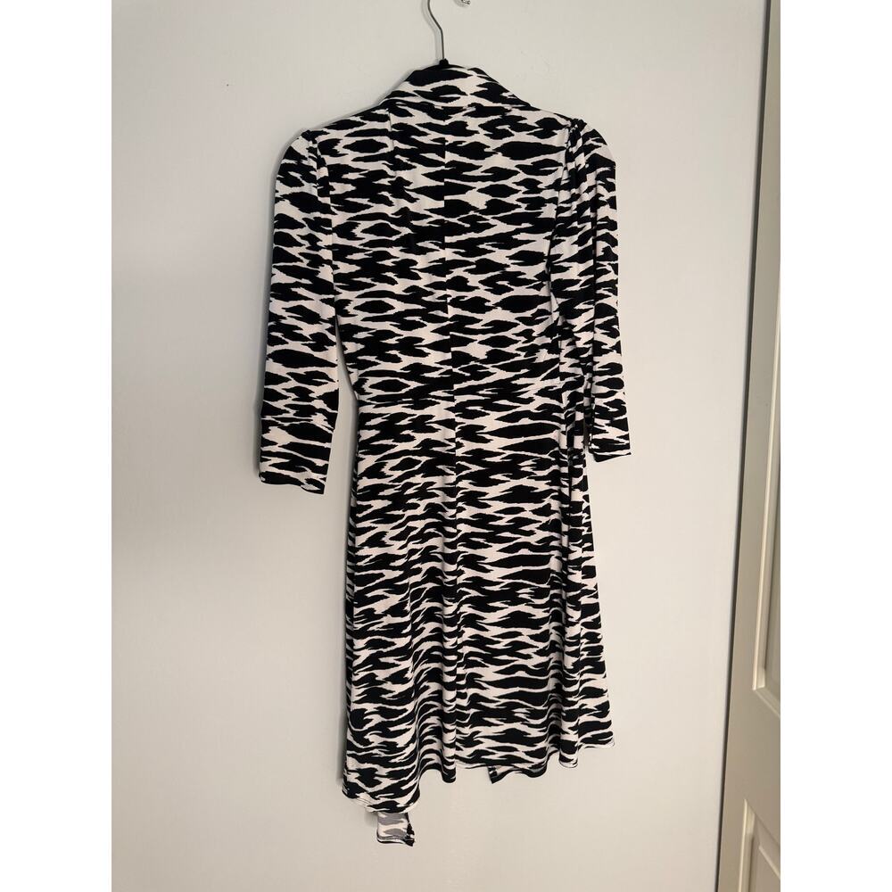 Laundry By Shelli Segal Long Sleeve Wrap Midi Dress Black White Zebra Print Sz S - Picture 2 of 8